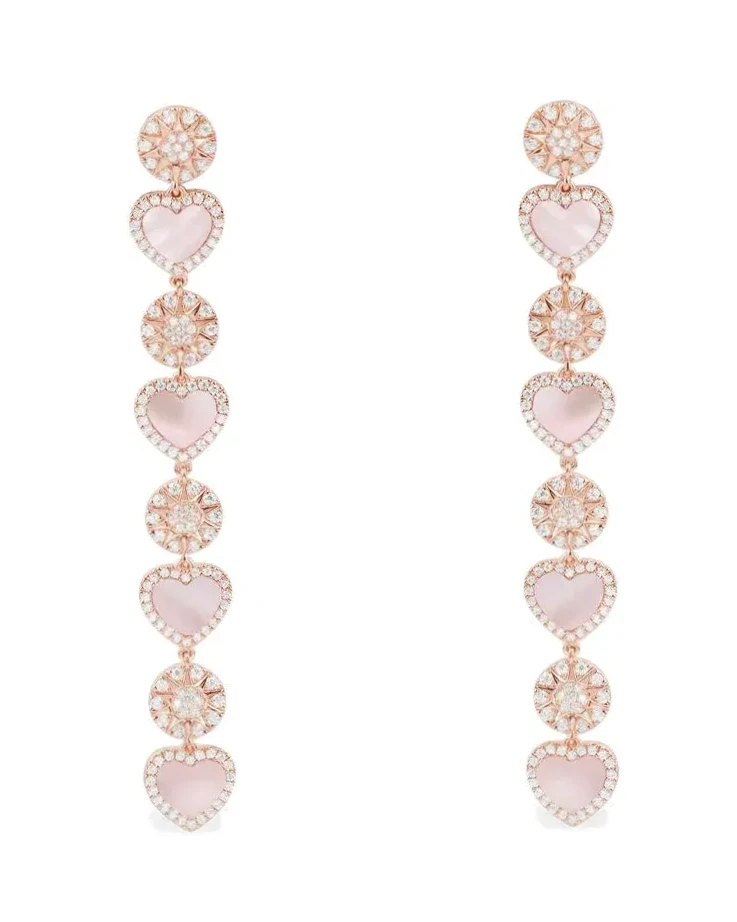 Boucles d'oreilles pendantes APM Monaco cœur plaqué or rose zirconium nacre
