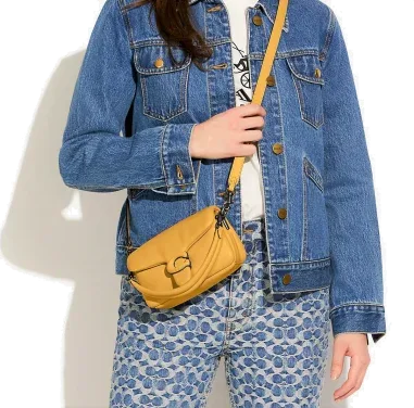 Sac à bandoulière Coach Pillow Tabby 18 — vue 15