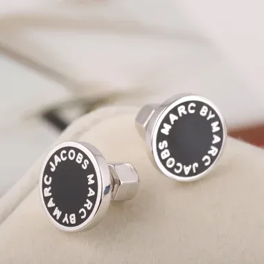 Boucles d'oreilles disque Marc by Marc Jacobs — vue 4