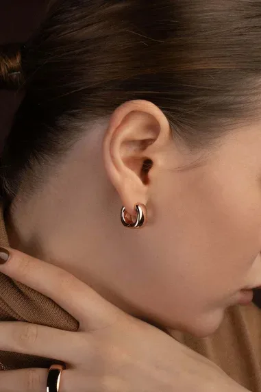 Boucles d'oreilles Chunky Rose APM Monaco x Charles Leclerc — vue 3